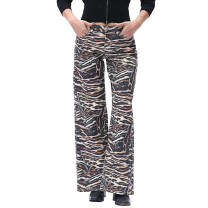 Women's Mid Rise High Stretchy BBL Jeans