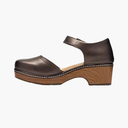 Women Classic Leather Clogs